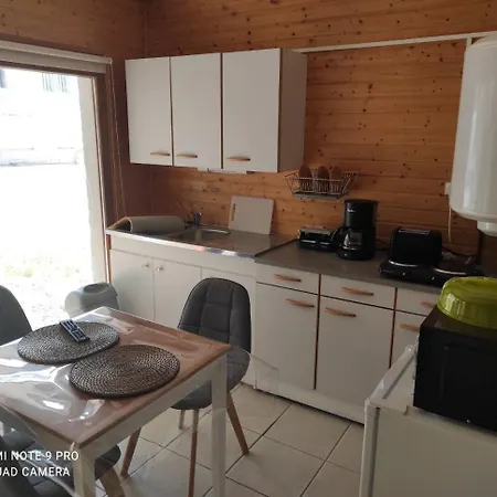 Apartment La Taniere Du Loup, Studio Terrasse *