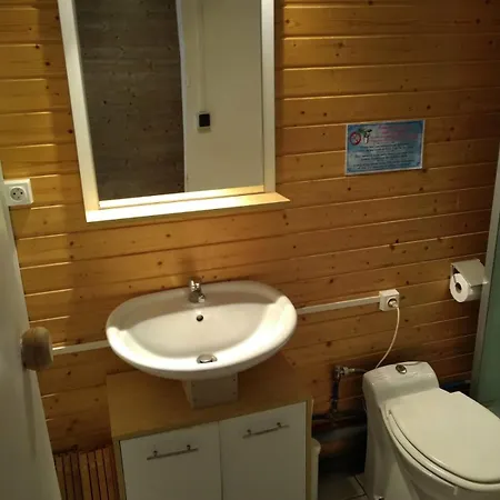 La Taniere Du Loup, Studio Terrasse Apartment *